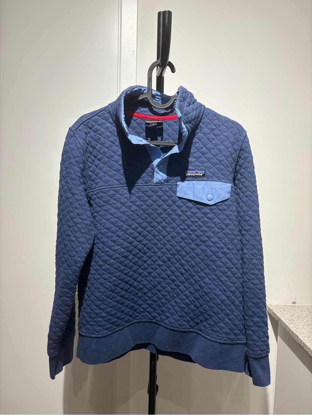 Patagonia Quilted Crewneck Pullover in Navy Blue